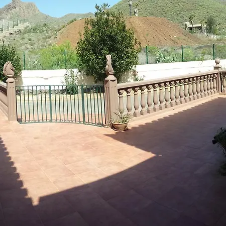 Canaria